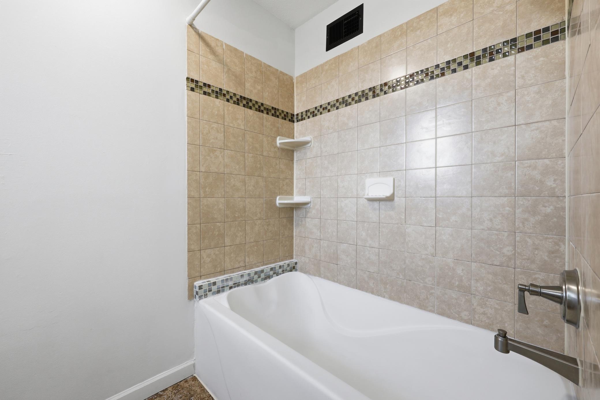 323 East 43rd Street Minneapolis, MN 55409 - Photo 28 of 32