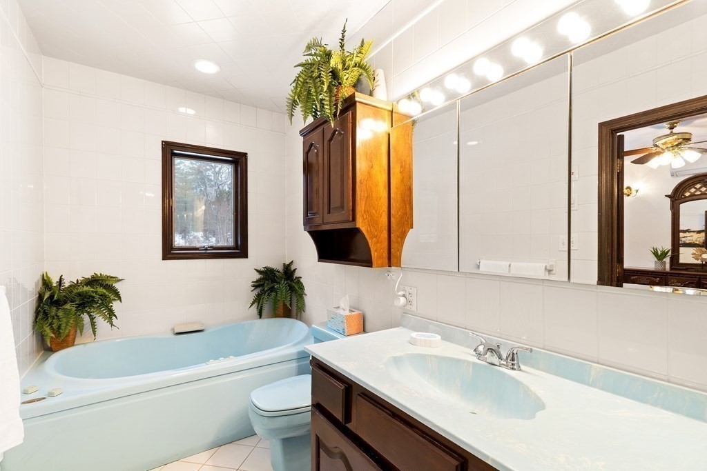 165 Arcadia Road Westwood, MA 02090 - Photo 14 of 24 Gallery Image 14