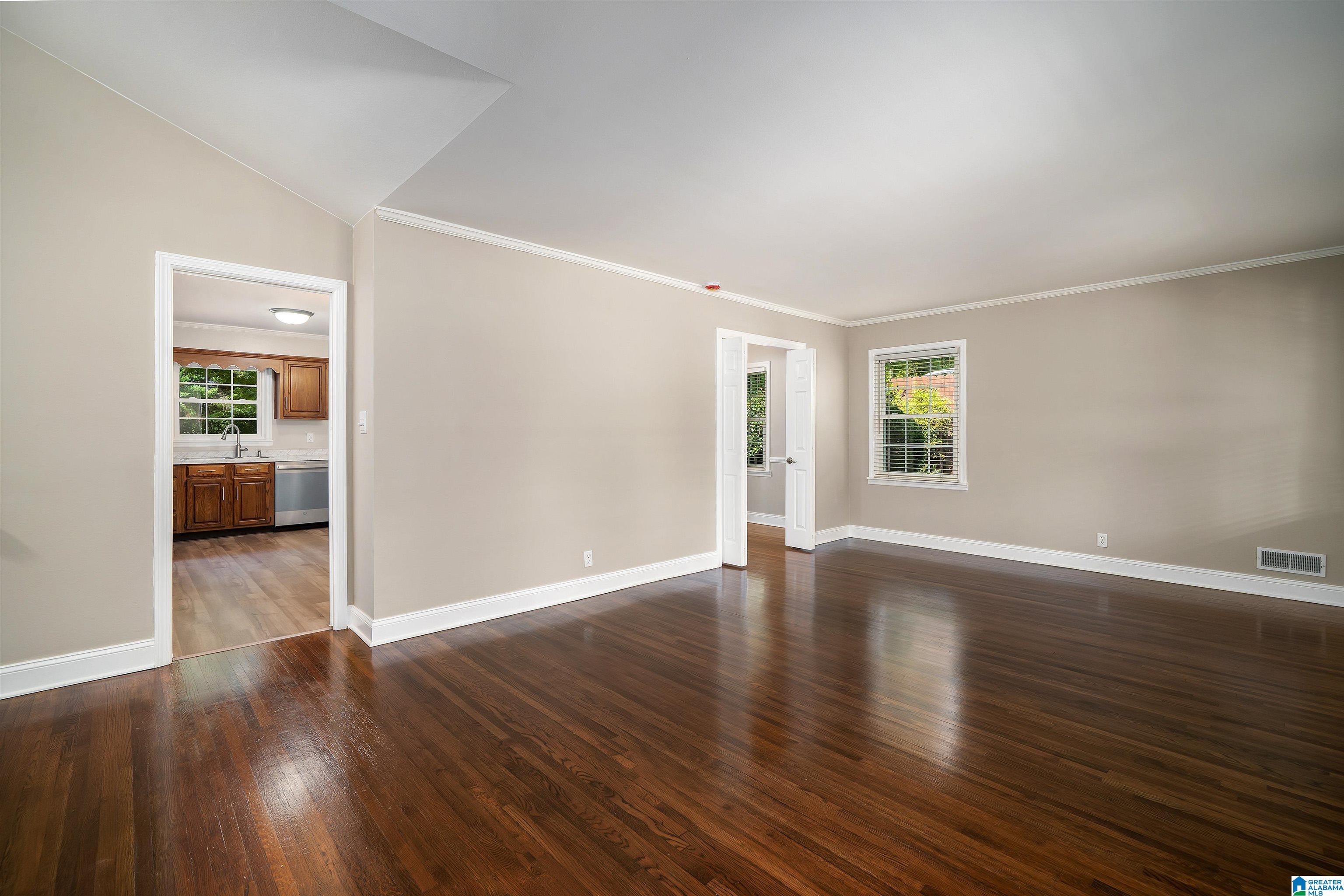 1604 Forest Ridge Road Birmingham, AL 35226 - Photo 4 of 43