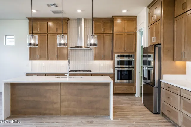 $748,500 | 7566 West Gelding Drive, Peoria, AZ 85381