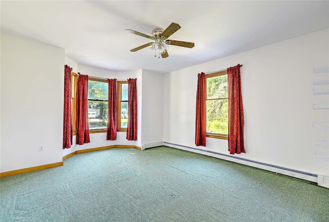 114 E Road Tiverton, RI 02878 - Photo 11 of 28 1st Fl Bedroom 1