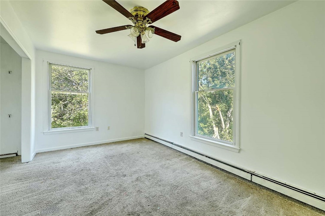 114 E Road Tiverton, RI 02878 - Photo 21 of 28 2nd Fl Bedroom