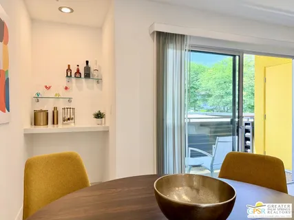 $524,000 | 588 East San Lorenzo Road, Unit 202, Palm Springs, CA 92264