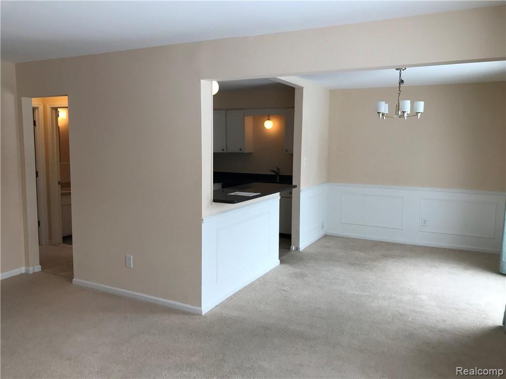 100 West Hickory Grove Road Bloomfield Hills, MI 48304 - Photo 7 of 21
