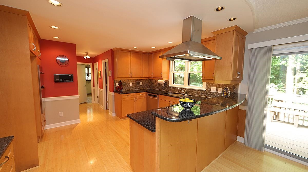9627 Barton Creek Road Raleigh, NC 27615 - Photo 9 of 30 Kitchen
