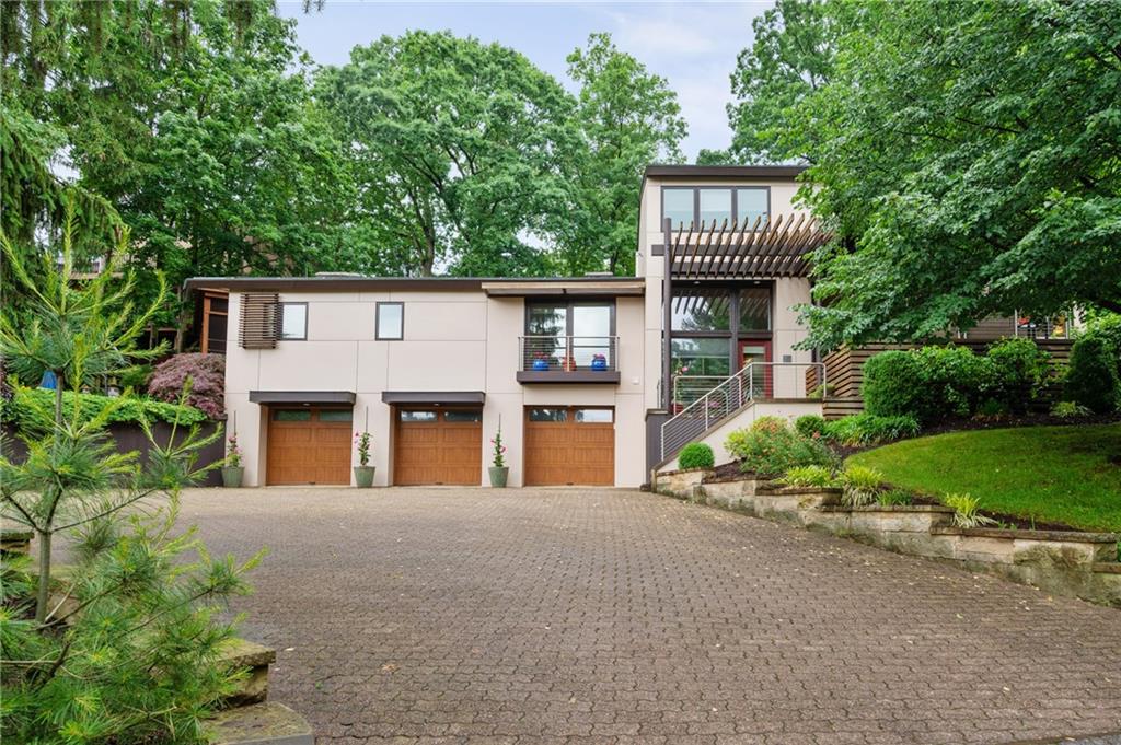 181 West Waldheim Road Pittsburgh, PA 15215 - Photo 1 of 24 Gallery Image 1