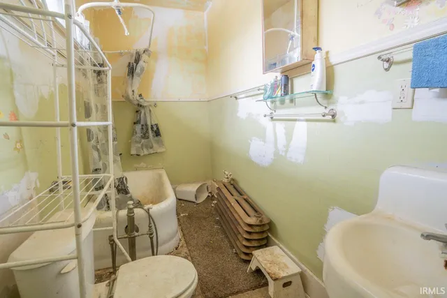 $99,500 | 330 East Main Street, Camden, IN 46917