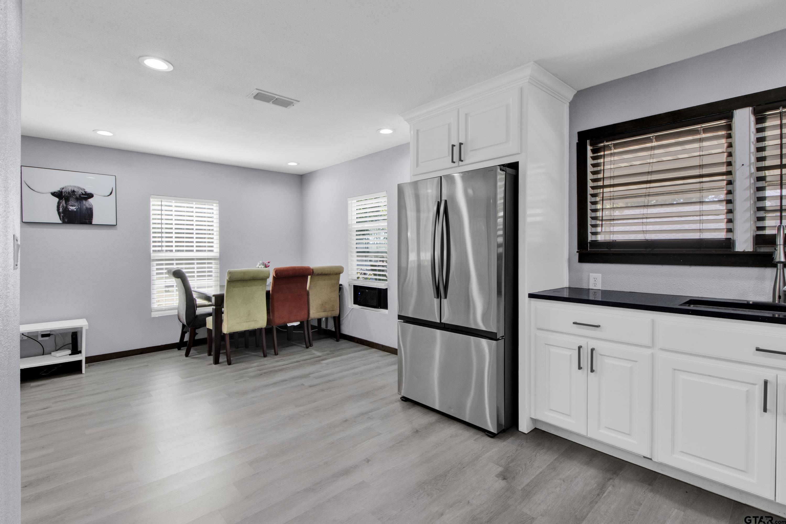 1003 Premier Longview, TX 75604 - Photo 19 of 26 Gallery Image 19
