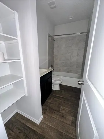 $2,700 | 12310 New River Trail, Conroe, TX 77384