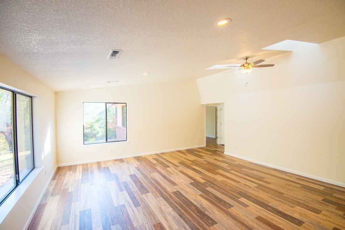 960 Riessen Road Grants Pass, OR 97526 - Photo 3 of 35 Additional Photo