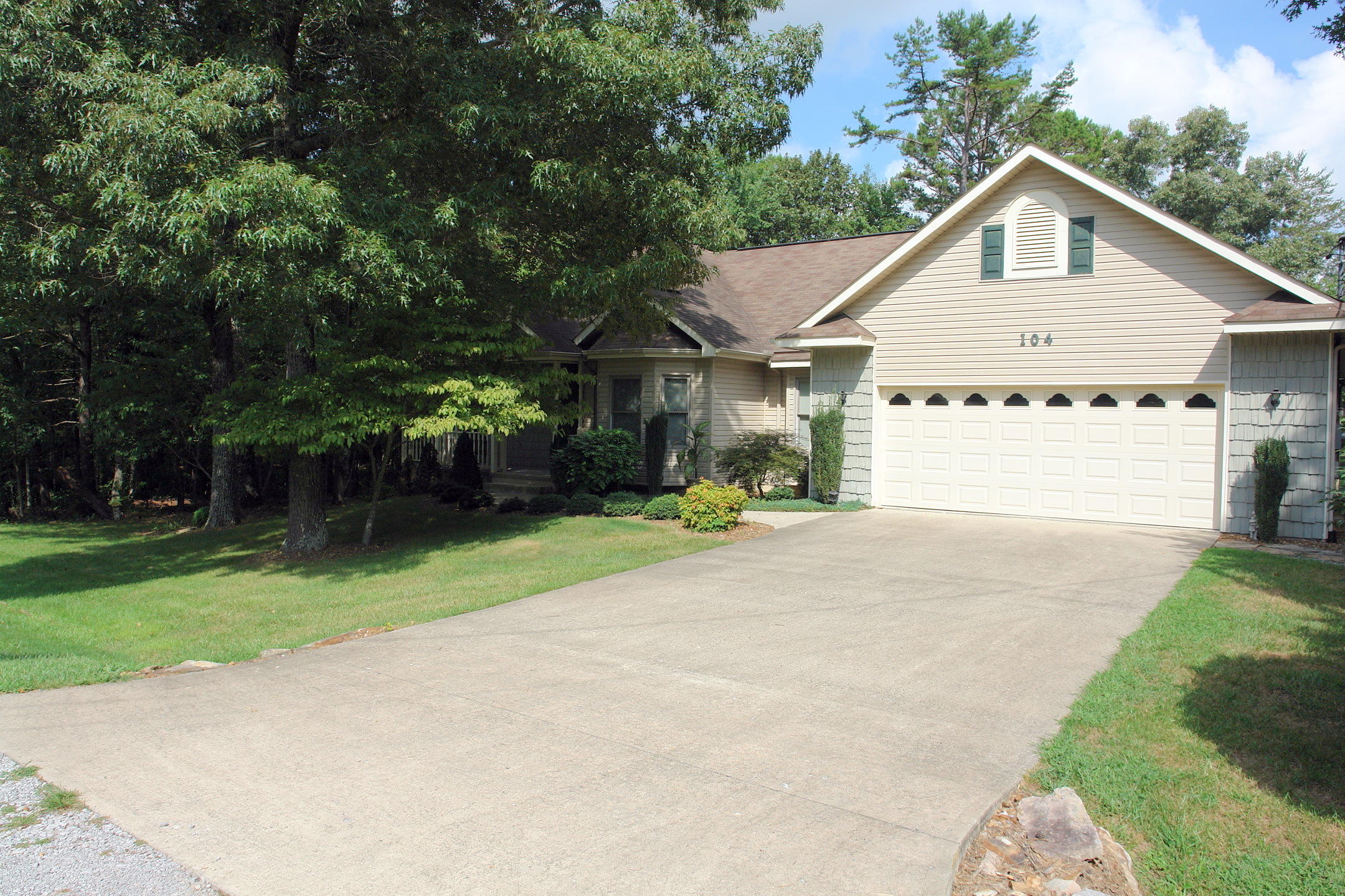 104 Malvern Road Crossville, TN 38558 - Photo 2 of 37 DSC01896