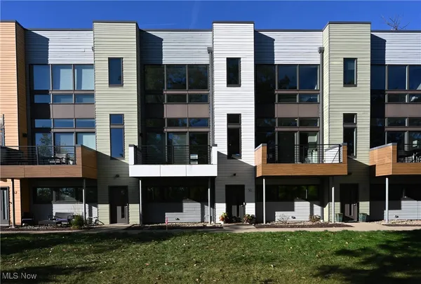 $599,500 | 18875 Riversouth Fairview Park, Unit 30, Cleveland, OH 44126