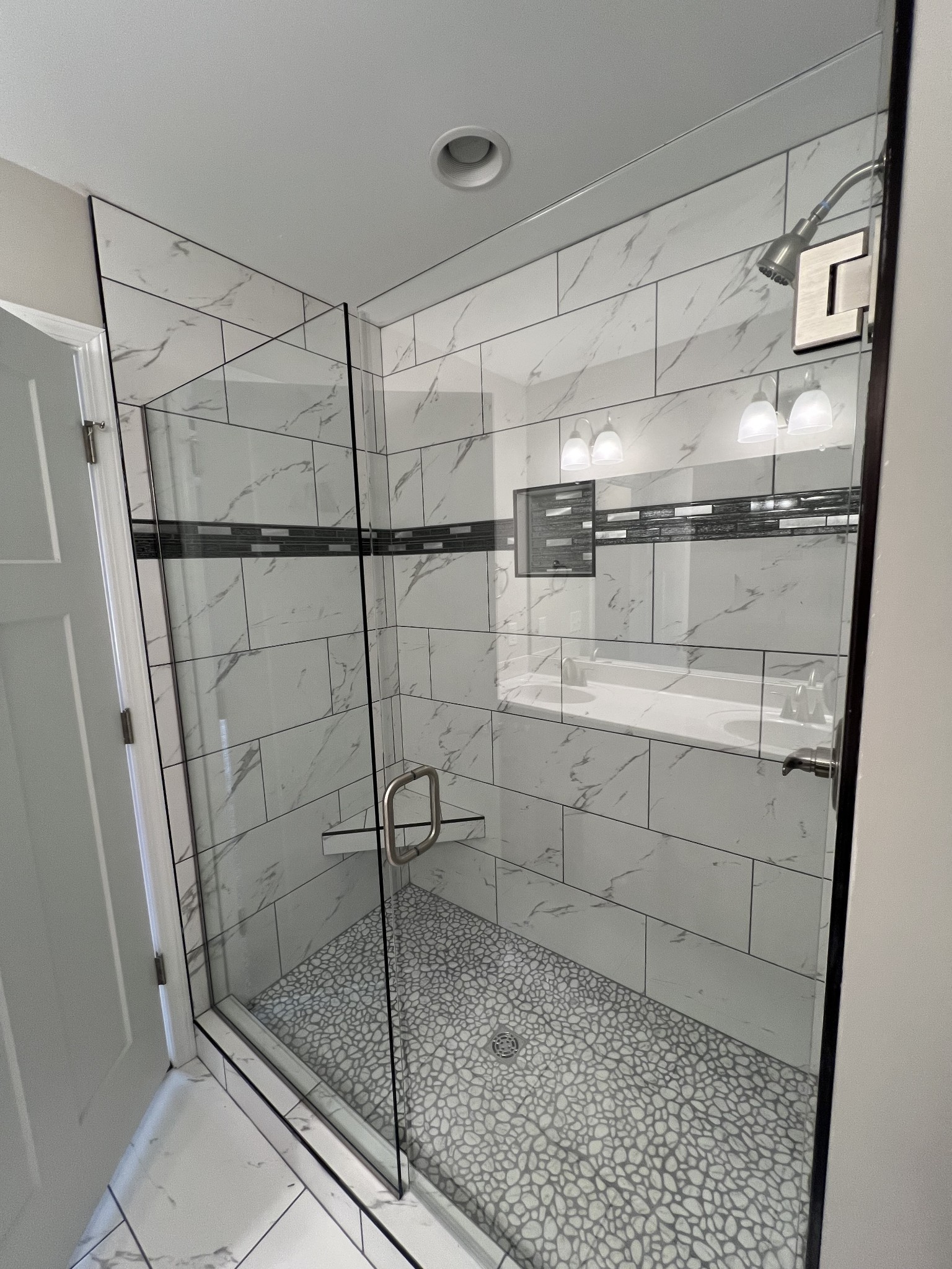 1669 New Deal Potts Road Portland, TN 37148 - Photo 10 of 17 a bathroom with a shower