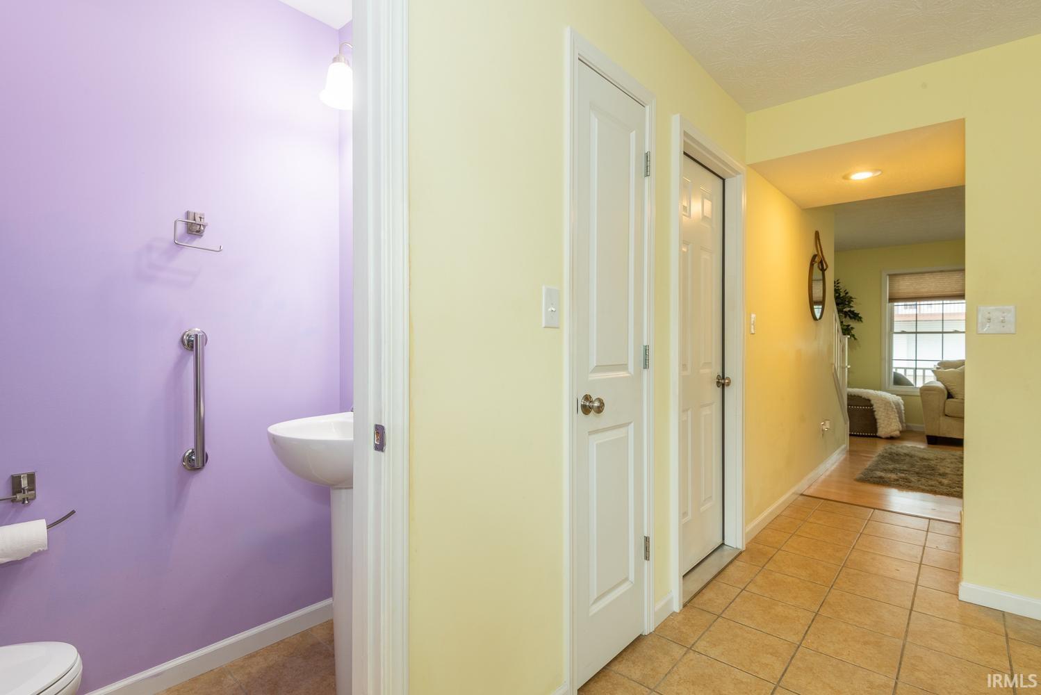 2571 South Flat Rock Road Bloomington, IN 47403 - Photo 10 of 24