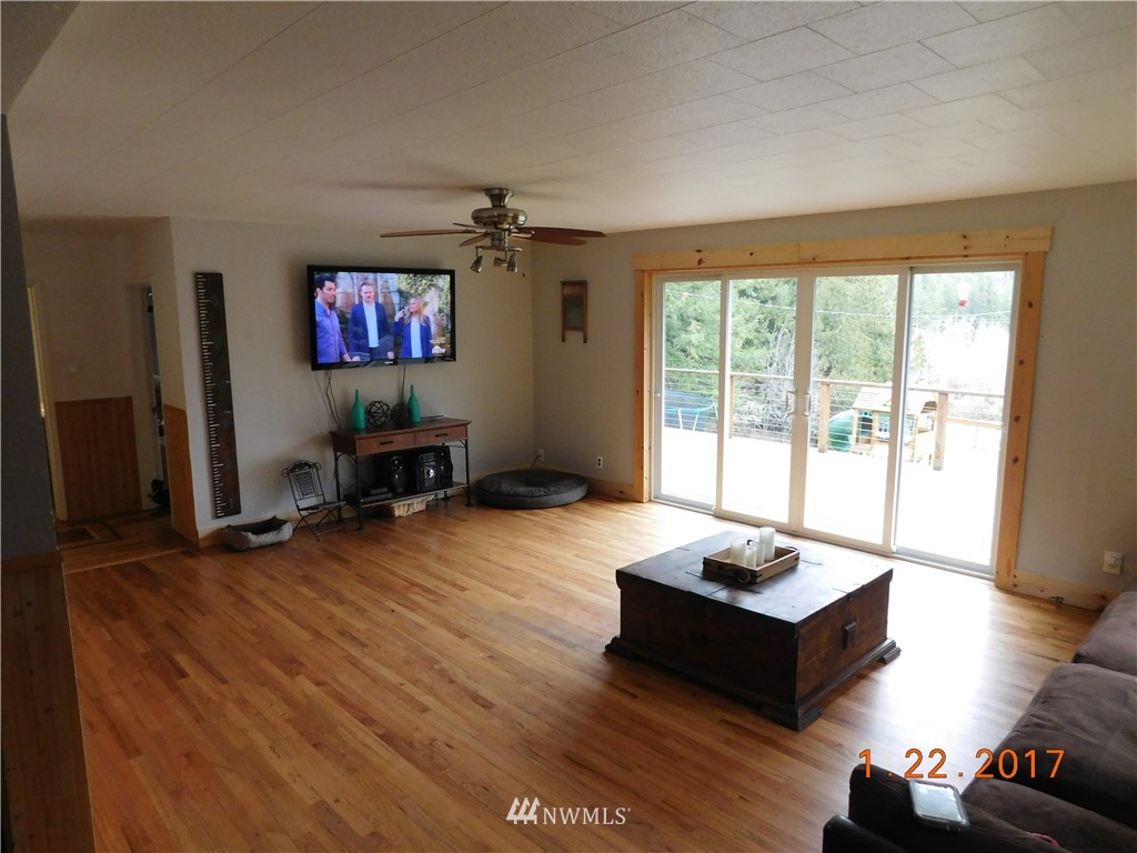 13800 Center Road Quilcene, WA 98376 - Photo 4 of 24