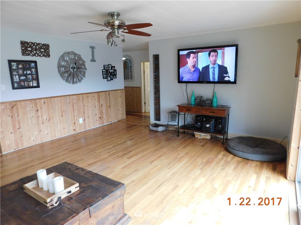 13800 Center Road Quilcene, WA 98376 - Photo 5 of 24