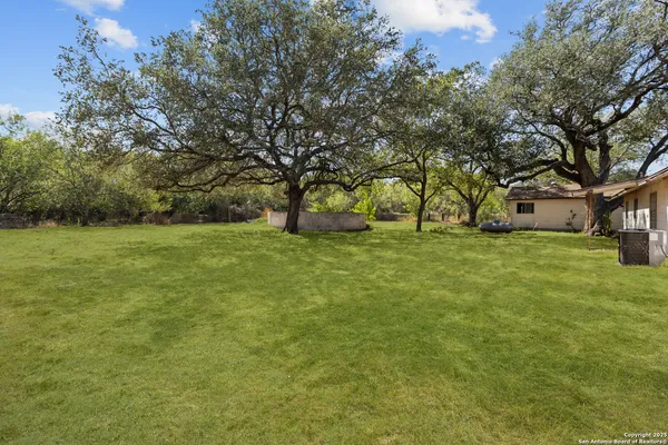 $219,900 | 663 County Road 664, Devine, TX 78016