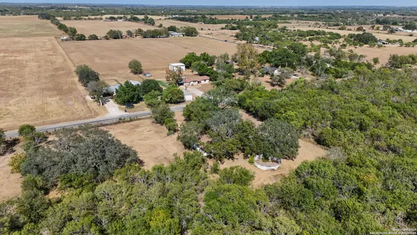 $219,900 | 663 County Road 664, Devine, TX 78016