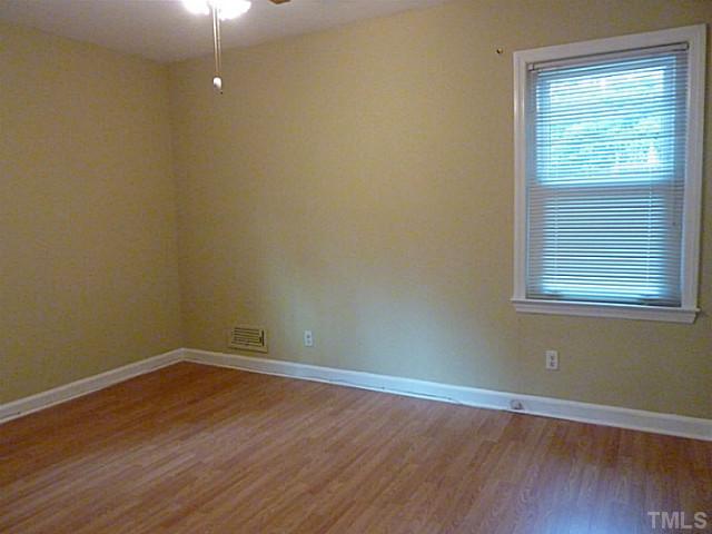 804 Merrie Road Raleigh, NC 27606 - Photo 12 of 21