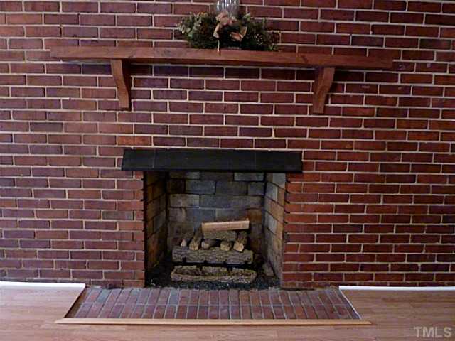 804 Merrie Road Raleigh, NC 27606 - Photo 9 of 21