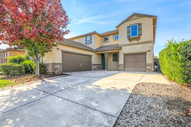 $728,000 | 10084 Cape Verde Drive, Elk Grove, CA 95757