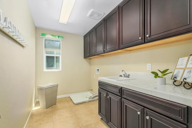 $728,000 | 10084 Cape Verde Drive, Elk Grove, CA 95757