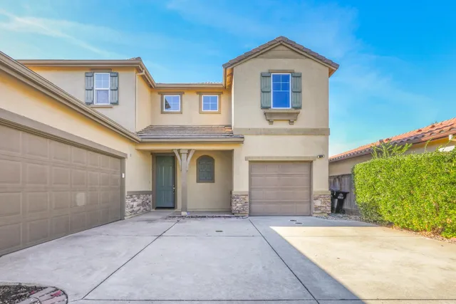 $728,000 | 10084 Cape Verde Drive, Elk Grove, CA 95757
