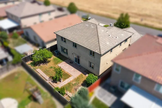 $728,000 | 10084 Cape Verde Drive, Elk Grove, CA 95757