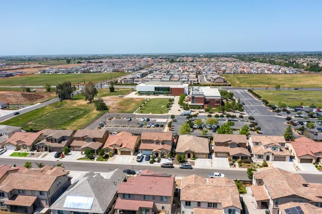 $728,000 | 10084 Cape Verde Drive, Elk Grove, CA 95757