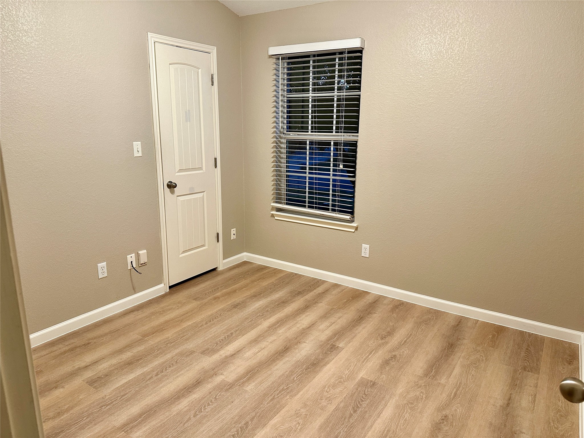 207 Dragon Ridge Road Buda, TX 78610 - Photo 5 of 38 Bedroom #2, 10x10 with walk in closet
