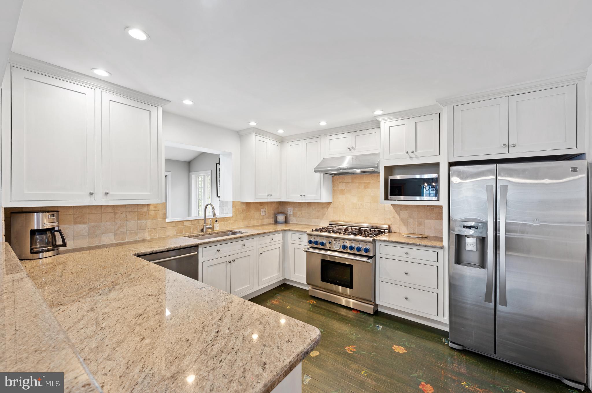 5 Briar Road Wayne, PA 19087 - Photo 9 of 36 Granite Countertops and Stainless Steel Appliances