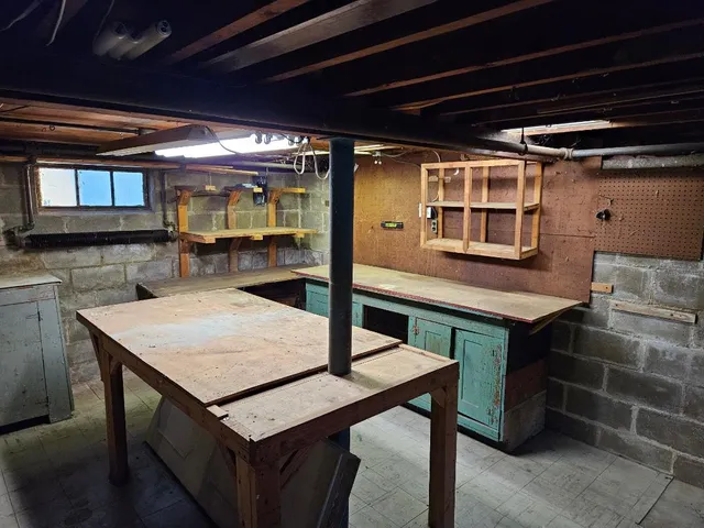 $250,000 | 514 Mineral Springs Drive, McHenry, IL 60051