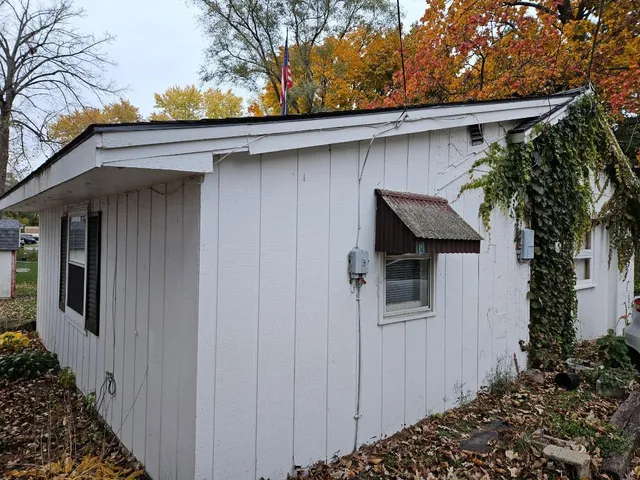 $250,000 | 514 Mineral Springs Drive, McHenry, IL 60051