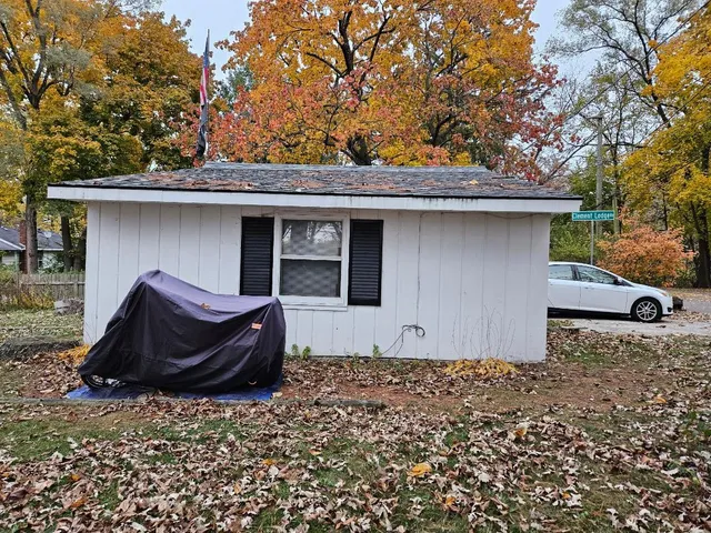 $250,000 | 514 Mineral Springs Drive, McHenry, IL 60051