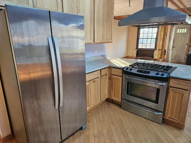 $250,000 | 514 Mineral Springs Drive, McHenry, IL 60051