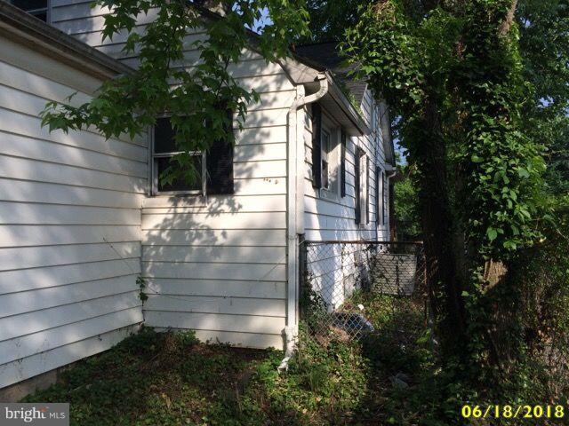 922 Bridgeview Road Baltimore, MD 21225 - Photo 4 of 24 Exterior (General)