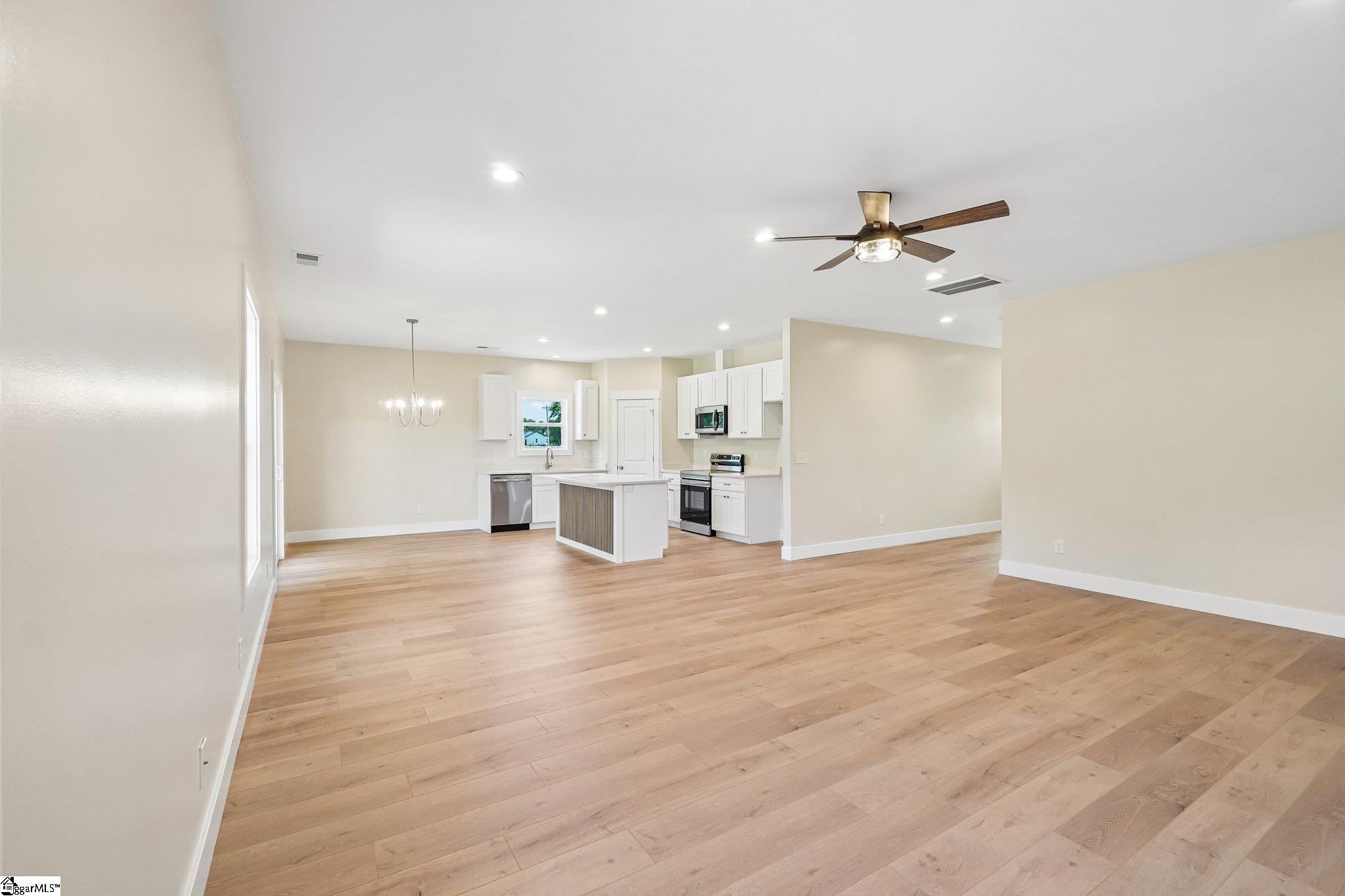 461 Cooley Springs School Road Chesnee, SC 29323 - Photo 10 of 50 Gallery Image 10