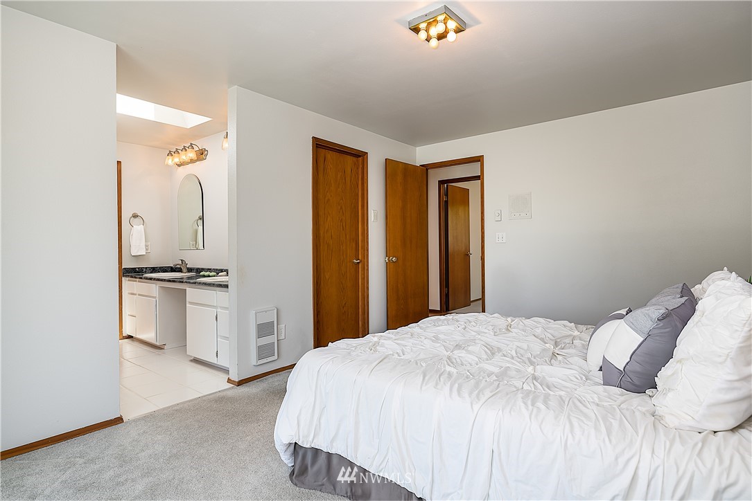 6326 147th Street Southwest Edmonds, WA 98026 - Photo 21 of 40 Gallery Image 21