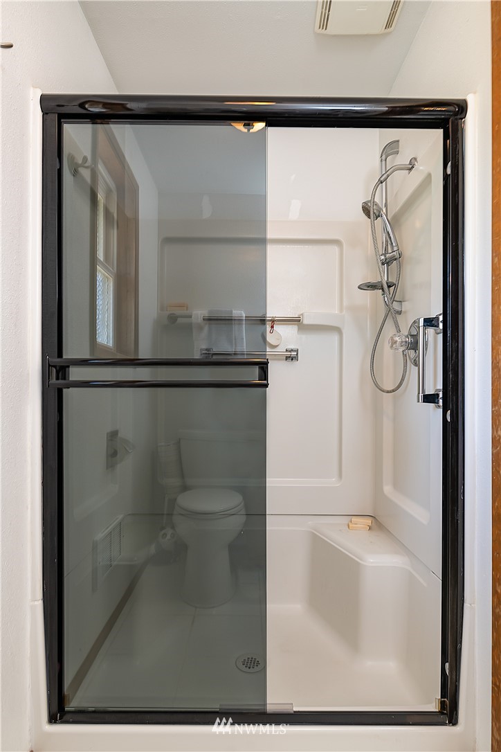 6326 147th Street Southwest Edmonds, WA 98026 - Photo 23 of 40 Gallery Image 23