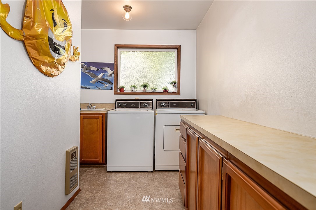 6326 147th Street Southwest Edmonds, WA 98026 - Photo 29 of 40 Gallery Image 29