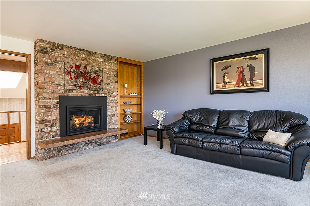 6326 147th Street Southwest Edmonds, WA 98026 - Photo 8 of 40 Gallery Image 8