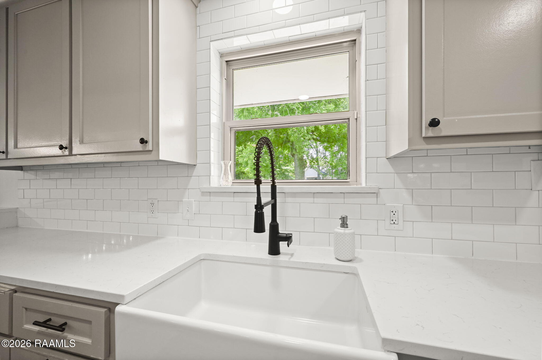 10071 Ridgely Drive Baton Rouge, LA 70809 - Photo 11 of 32 Kitchen