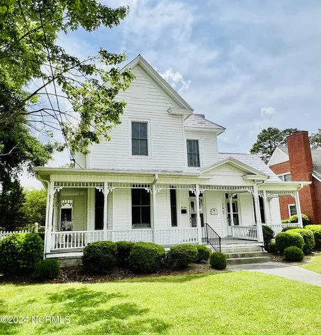 $325,000 | 3813 West Wilson Street, Farmville, NC 27828