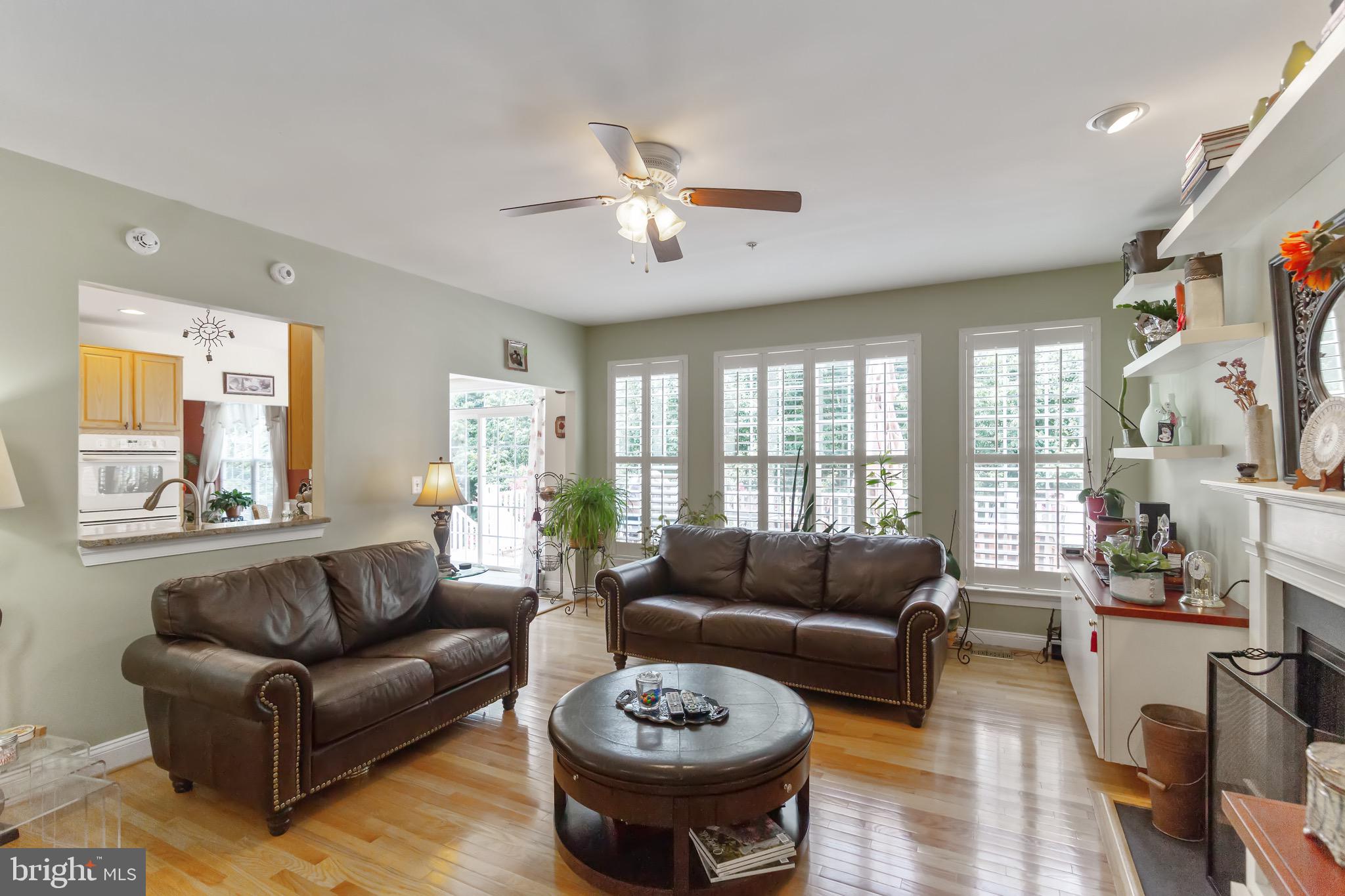 23122 Persimmon Ridge Road Clarksburg, MD 20871 - Photo 11 of 43 Family Room