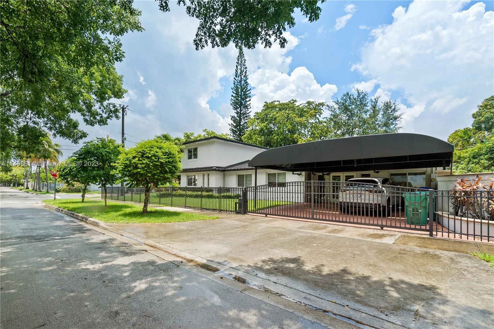 401 Southwest 23rd Road Miami, FL 33129 - Photo 43 of 43 a house view with a garden space