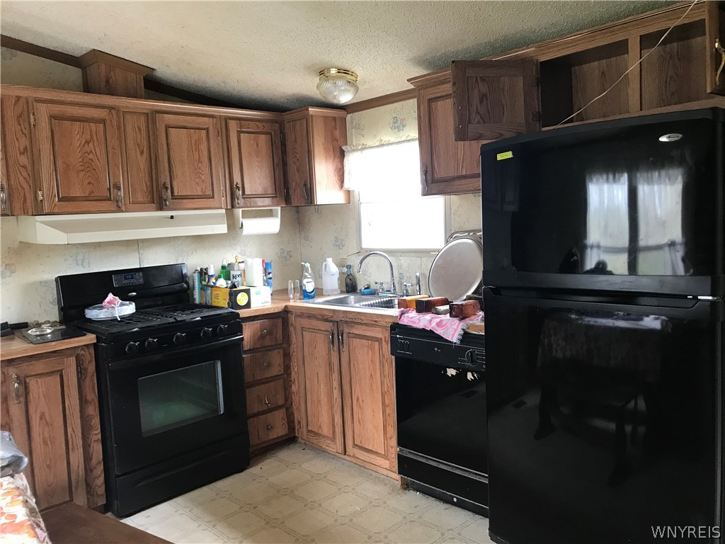 6773 Rapids Road Lockport Town, NY 14094 - Photo 13 of 21