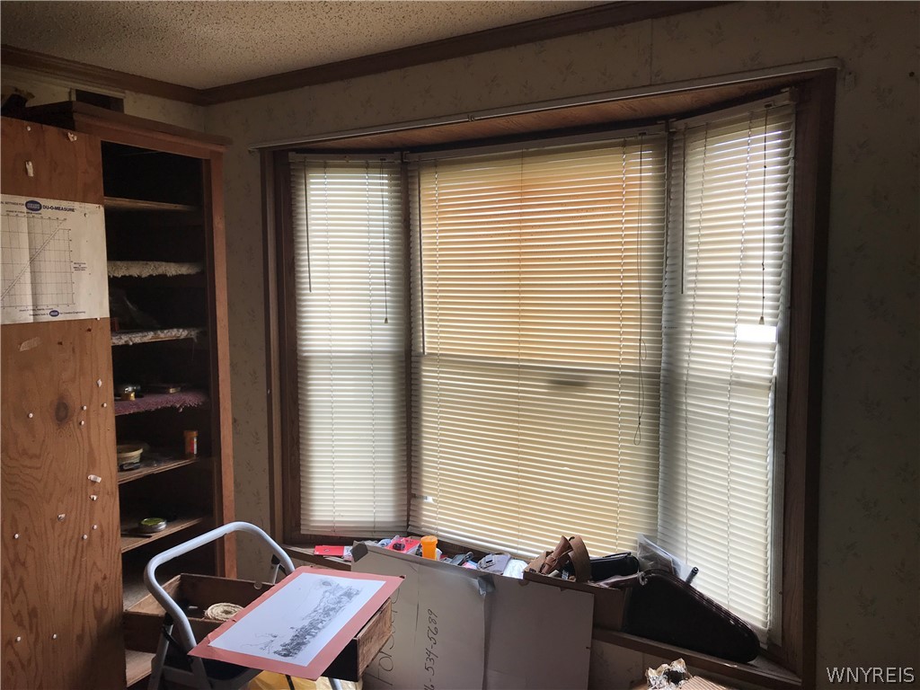 6773 Rapids Road Lockport Town, NY 14094 - Photo 10 of 21