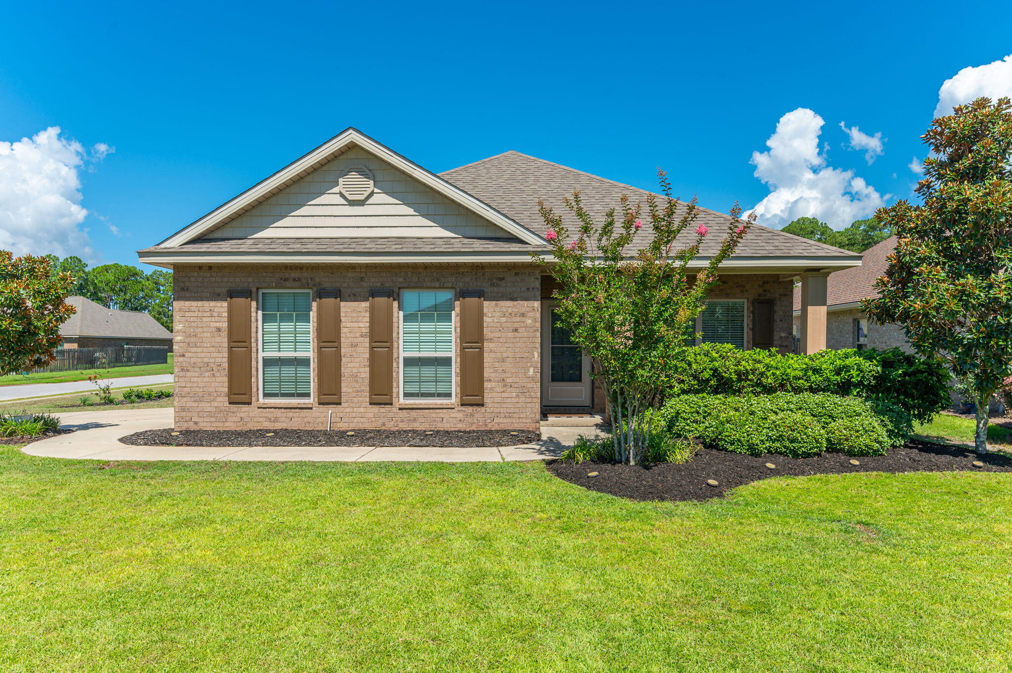 1-web-or-mls-286-pin-oak-loop