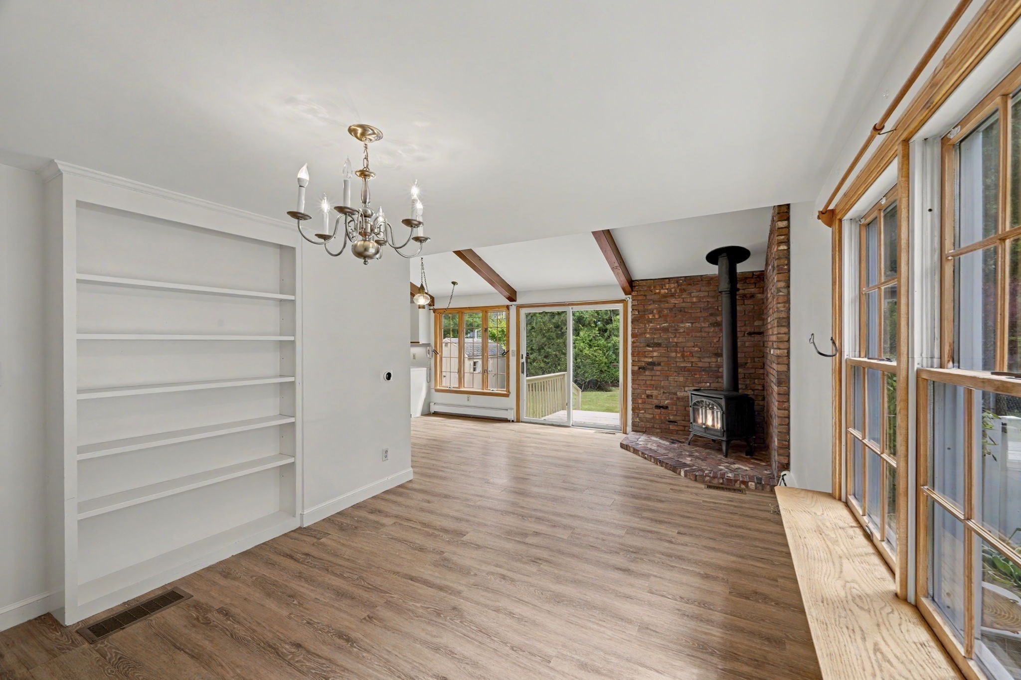95 Gleason Road Lexington, MA 02420 - Photo 4 of 18 Gallery Image 4