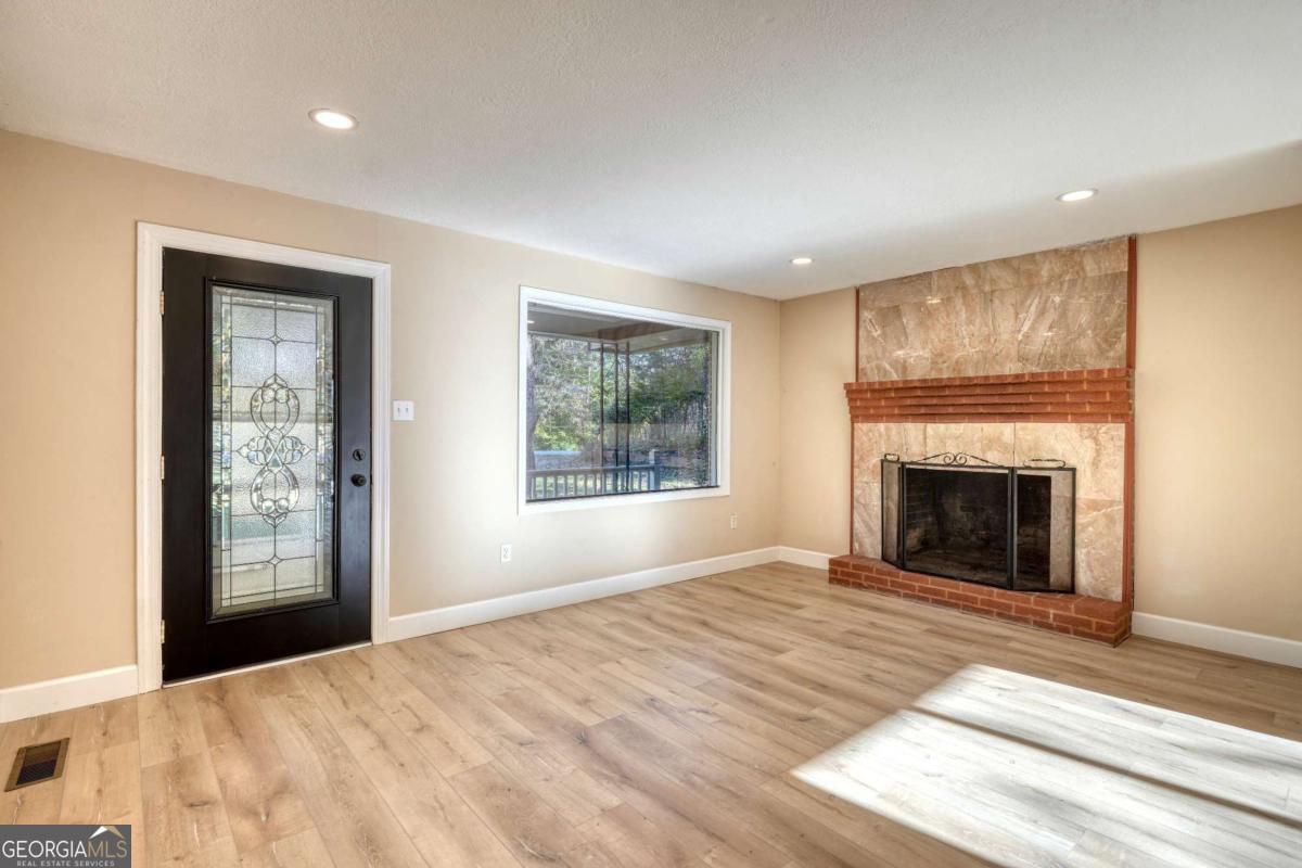 110 Johnson Road Hayesville, NC 28904 - Photo 7 of 38